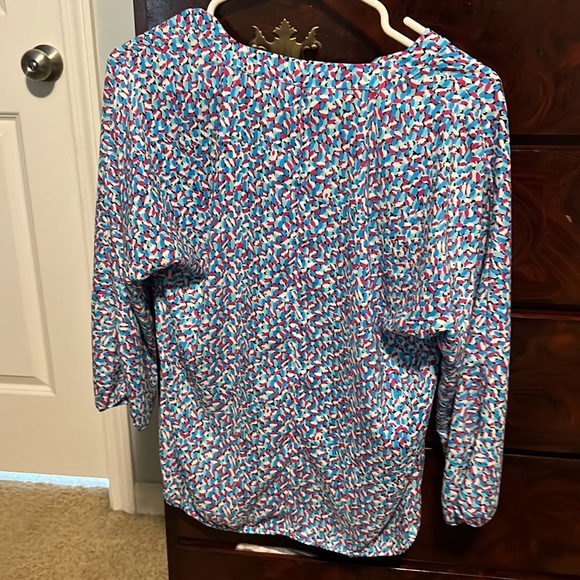 Ann Taylor multi-colored blouse - Picture 4 of 4